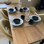 Penthouse Met Groot Terras Centrum Апартаменты *