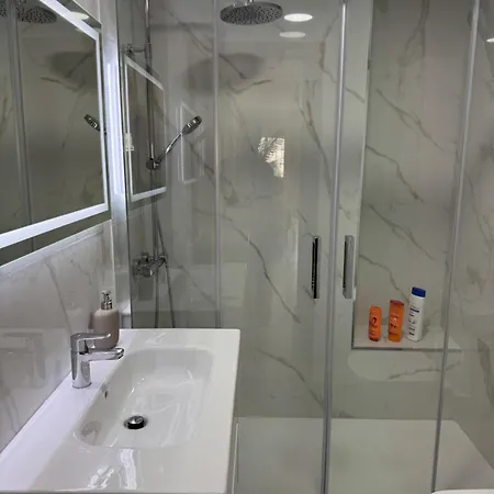 Penthouse Met Groot Terras Centrum Apartament