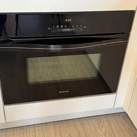 Penthouse Met Groot Terras Centrum Apartament
